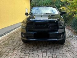 Schwarz Gebraucht 2017 Dodge Ram Abholung | 32.000 € (Guter Preis)