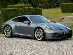 Grau Neu 2025 Porsche 992 | 223.200 € (Guter Preis)