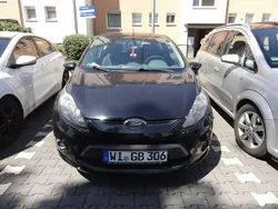 Schwarz Gebraucht 2011 Ford Fiesta Kleinwagen | 4.700 € (Fairer Preis)