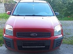 Rot Gebraucht 2007 Ford Fusion Kleinwagen | 1.999 € (Fairer Preis)