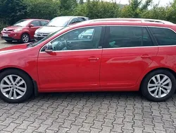 Rot Gebraucht 2011 VW Golf VI Style Kombi | 3.690 € (Fairer Preis)