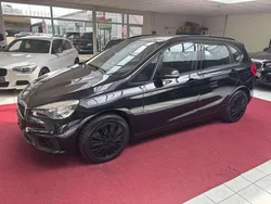Black sapphire metallic Gebraucht 2017 BMW 218 Advantage Van / Kleinbus | 8.490 € (Guter Preis)