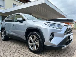 Silber Gebraucht 2019 Toyota RAV4 Hybrid SUV | 25.500 € (Fairer Preis)