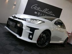 Platinum white pearl mc. Gebraucht 2024 Toyota Yaris Kleinwagen | 41.797 €