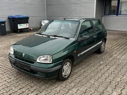 Gebraucht 1996 Renault Clio Kleinwagen | 499 €