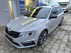 Grau Gebraucht 2017 Skoda Octavia RS Kombi | 15.199 € (Fairer Preis)