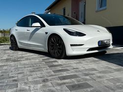 Weiß Gebraucht 2022 Tesla Model 3 Performance Limousine | 38.900 € (Teuer)