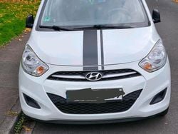 Weiß Gebraucht 2012 Hyundai i10 Kleinwagen | 3.000 € (Fairer Preis)