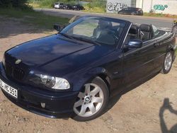 Blau Gebraucht 2001 BMW 320 Cabriolet Cabrio | 3.000 € (Guter Preis)