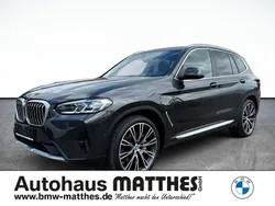 Grau Gebraucht 2022 BMW X3 Sport Line SUV | 34.950 € (Guter Preis)