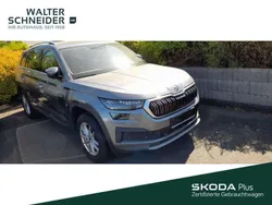 Graphitegrau metallic met. Gebraucht 2023 Skoda Kodiaq Style SUV | 36.850 € (Fairer Preis)