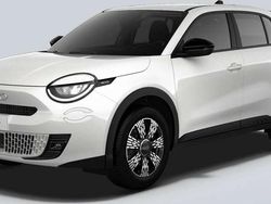 Weiß (gelato weiß) Neu 2025 Fiat 600 Business SUV | 28.990 €