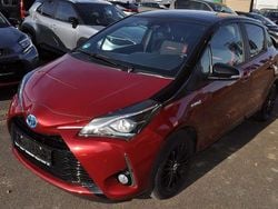 Tokiorot / dach schwarz Gebraucht 2019 Toyota Yaris Hybrid Style Kleinwagen | 15.500 € (Guter Preis)
