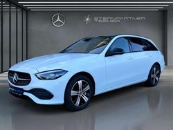 Weiß Gebraucht 2023 Mercedes C300e Night Limousine | 36.490 € (Superpreis)
