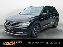 Deep black perleffekt Gebraucht 2022 VW Tiguan Elegance SUV | 36.460 € (Teuer)