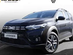 Schwarz Gebraucht 2023 Dacia Jogger Expression Kombi | 17.977 € (Guter Preis)