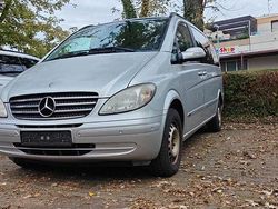 Silber Gebraucht 2006 Mercedes Viano Van / Kleinbus | 7.200 € (Fairer Preis)
