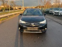 Schwarz Gebraucht 2017 Toyota Avensis Kombi | 12.300 € (Fairer Preis)