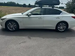 Weiß Gebraucht 2016 Infiniti Q50 Limousine | 16.500 €