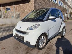 Weiß Gebraucht 2011 Smart ForTwo Coupé Kleinwagen | 4.499 € (Fairer Preis)