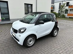 Andere außenfarben Gebraucht 2018 Smart ForTwo Coupé Basis Coupé | 11.000 €