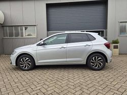 Reflexsilber metallic Neu 2025 VW Polo Life Kleinwagen | 21.940 € (Guter Preis)