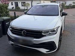 Weiß Gebraucht 2024 VW Tiguan Allspace R-line SUV | 43.500 € (Fairer Preis)