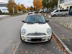 Weiß Gebraucht 2005 Mini Cooper Coupé Coupé | 1.400 € (Fairer Preis)