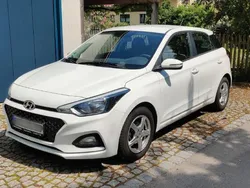 Weiß Gebraucht 2019 Hyundai i20 Kleinwagen | 10.200 € (Fairer Preis)