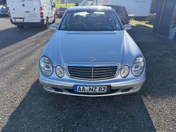 Gebraucht 2003 Mercedes E220 Limousine | 7.300 € (Teuer)