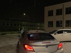 Silber Gebraucht 2009 Opel Insignia Limousine | 3.500 € (Fairer Preis)