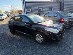 Blau Gebraucht 2010 Renault Mégane III Expression Limousine | 4.499 € (Guter Preis)