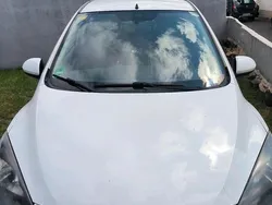 Weiß Gebraucht 2014 Mazda 2 Kleinwagen | 5.300 € (Fairer Preis)