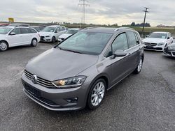 Grau Gebraucht 2015 VW Golf Sportsvan Highline Van / Kleinbus | 13.990 € (Etwas zu teuer)
