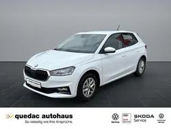 Moonweiss metallic Gebraucht 2025 Skoda Fabia Selection Kleinwagen | 19.650 € (Guter Preis)