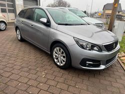 Grau Gebraucht 2018 Peugeot 308 SW Kombi | 5.699 €