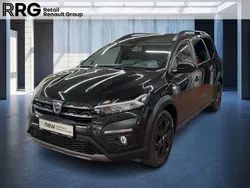 Perlmut schwarz Gebraucht 2022 Dacia Jogger Extreme Van / Kleinbus | 18.980 € (Fairer Preis)