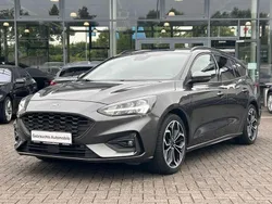 Magnetic grau (metallic) Gebraucht 2019 Ford Focus ST-Line Kombi | 18.680 € (Fairer Preis)