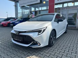 Platinum white Neu 2025 Toyota Corolla Kombi | 33.190 €