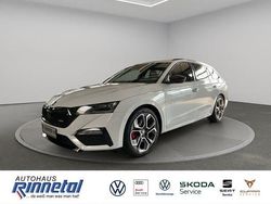 Moonweiss metallic Gebraucht 2021 Skoda Octavia RS Kombi | 32.830 € (Fairer Preis)