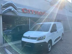 Weiß Gebraucht 2021 Citroën Berlingo Van / Kleinbus | 18.900 € (Fairer Preis)