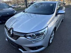 Silber Gebraucht 2019 Renault Mégane GrandTour Kombi | 12.490 € (Guter Preis)