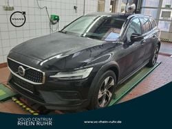 Schwarz Gebraucht 2023 Volvo V60 CC Plus Kombi | 36.890 € (Guter Preis)