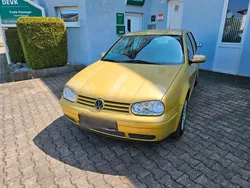 Gelb Gebraucht 1998 VW Golf IV Highline Limousine | 999 € (Guter Preis)