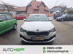 Moon white metallic Gebraucht 2022 Skoda Scala Cool Plus Kleinwagen | 18.490 € (Etwas zu teuer)