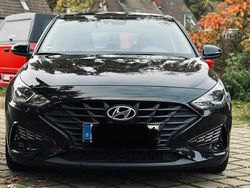 Schwarz Gebraucht 2022 Hyundai i30 Select Limousine | 14.690 € (Guter Preis)