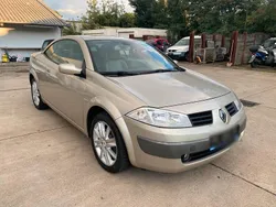 Beige Gebraucht 2005 Renault Mégane Cabriolet Cabrio | 4.444 € (Teuer)