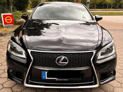 Schwarz Gebraucht 2014 Lexus LS600 Limousine | 24.999 €