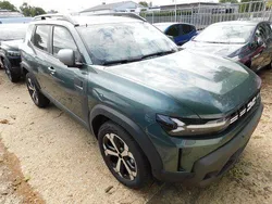 Oxidgrün Neu 2025 Dacia Duster Journey SUV | 26.480 € (Fairer Preis)