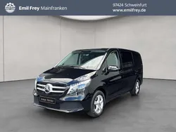 Schwarz Gebraucht 2023 Mercedes V220 Van / Kleinbus | 49.990 € (Fairer Preis)
